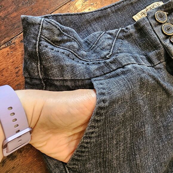 ARDEN B Y2K Size 8 Shorts Gray Bermuda Casual Business Travel Workwear Career - Picture 7 of 8